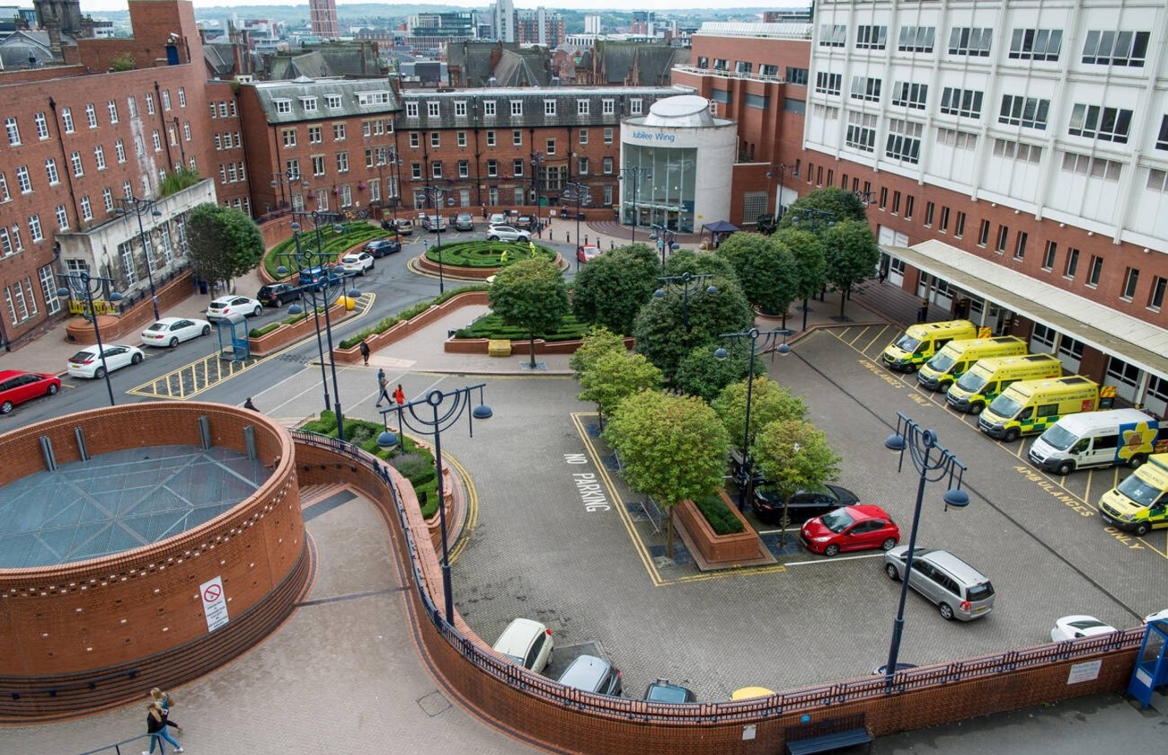 Leeds General Infirmary Taxi